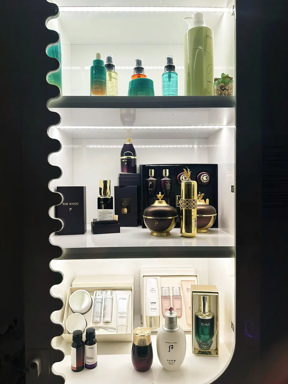 Close-up of luxury cosmetics from The History of Whoo and OHUI at DaBee Spa